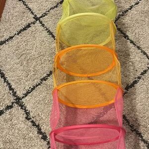 Hanging mesh stuffed animal toy organizer